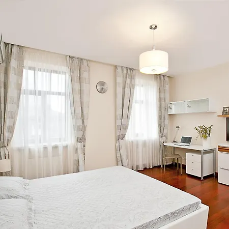 Apartment & Parking 