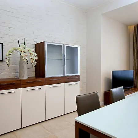 Apartment & Parking 
